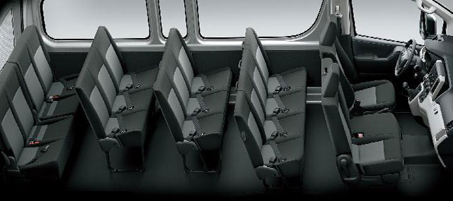 Interior Toyota Hiace long 17 Seat